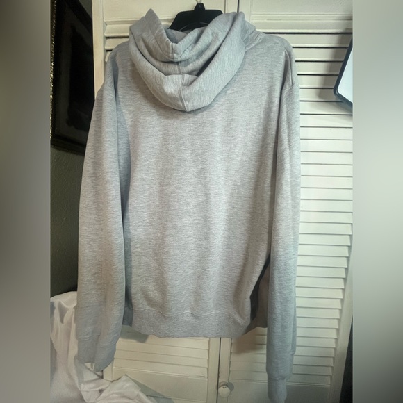 Disney PIXAR Onward Willowdale College Logo Tag - Picture 11 of 12